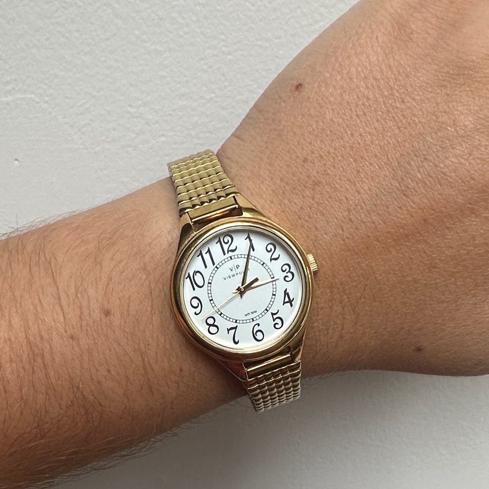 Viewpoint Vintage-Style Gold Women’s Watch